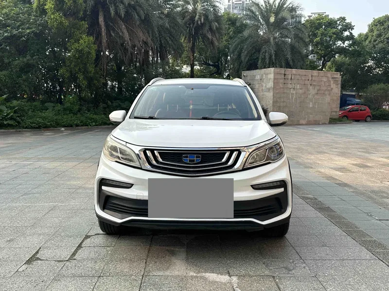 Geely Vision X3 2019 Upgrade 1.5L Manual Elite Country VI — photograph 2