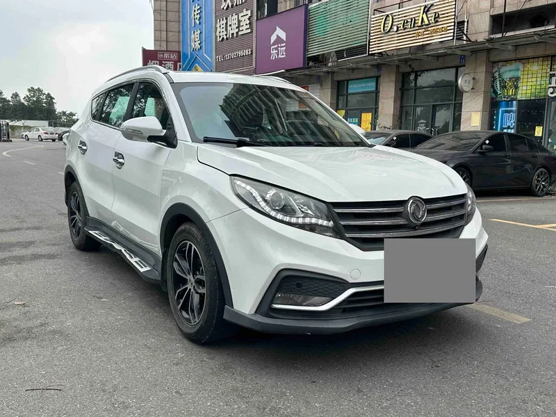 Dongfeng Scenery 580 2017 Dongfeng 1.5T Manual Luxury ESP — photograph 3