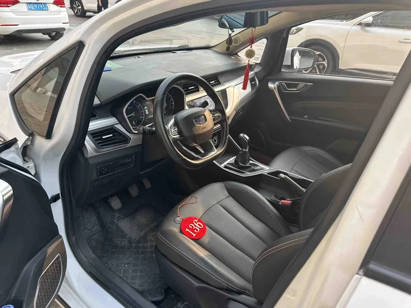 Geely Vision X3 2019 Upgrade 1.5L Manual Elite Country VI — photograph 4