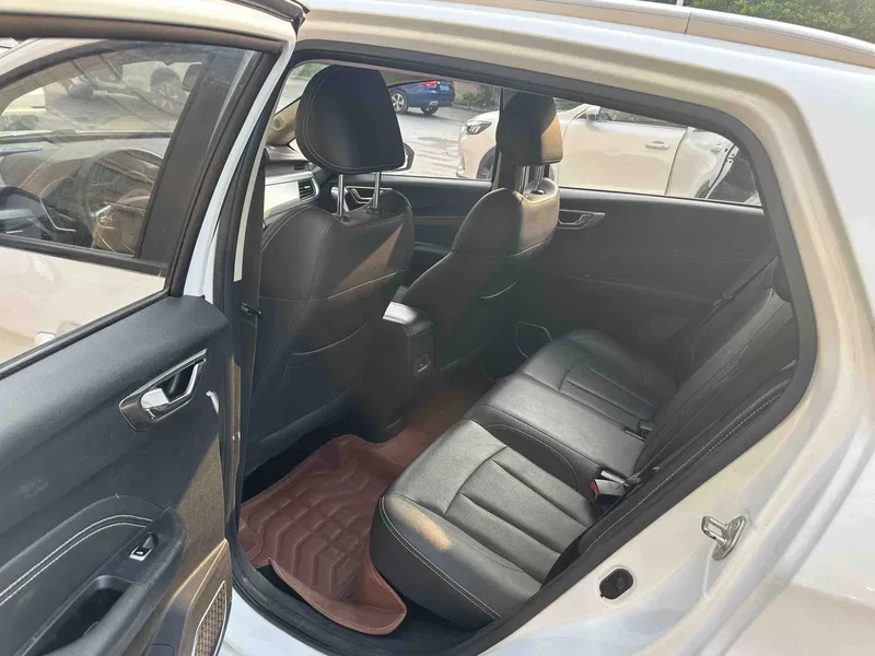 Geely Vision X3 2019 Upgrade 1.5L Manual Elite Country VI — photograph 5