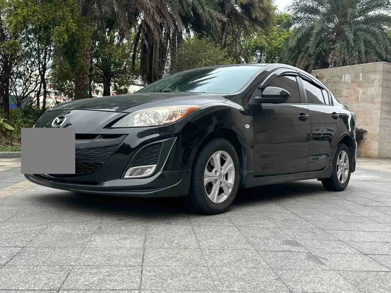 Mazda Xingcheng 2013 3-compartment 1.6L Auto Elite — photograph 1