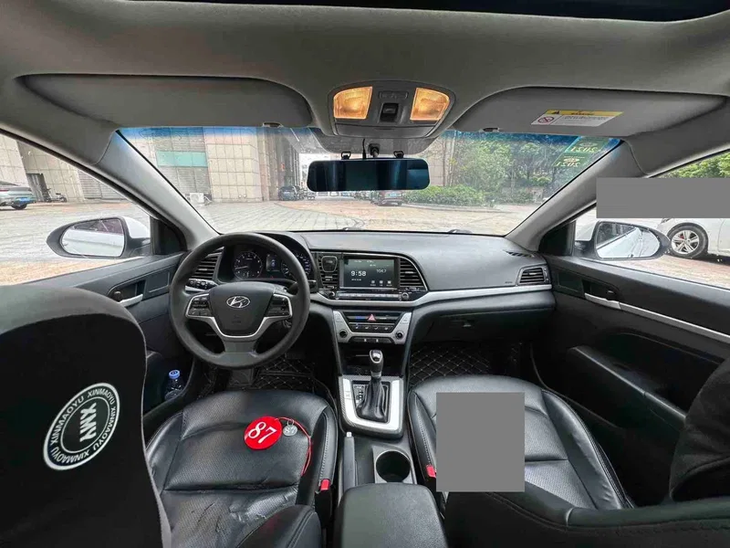 Hyundai Lingdong 2016 1.6L Automatic Zhixuan Elite Edition — photograph 4