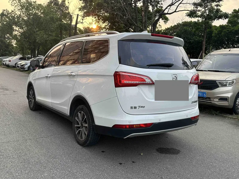 Baojun 730 2017 Model 1.5T DCT Flagship — photograph 7