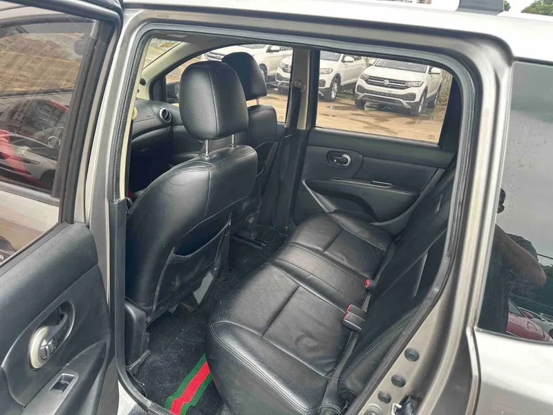 Nissan Li Wei 2013 Jin Rui 1.6XV CVT Deluxe Edition — photograph 5