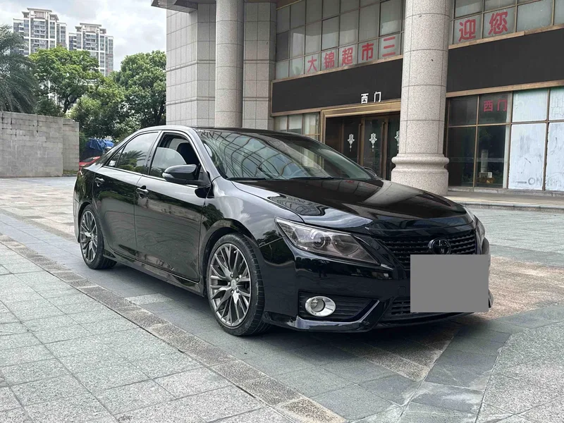 Toyota Camry 2012 Junrui 2.0S Yao Dynamic Edition — photograph 3