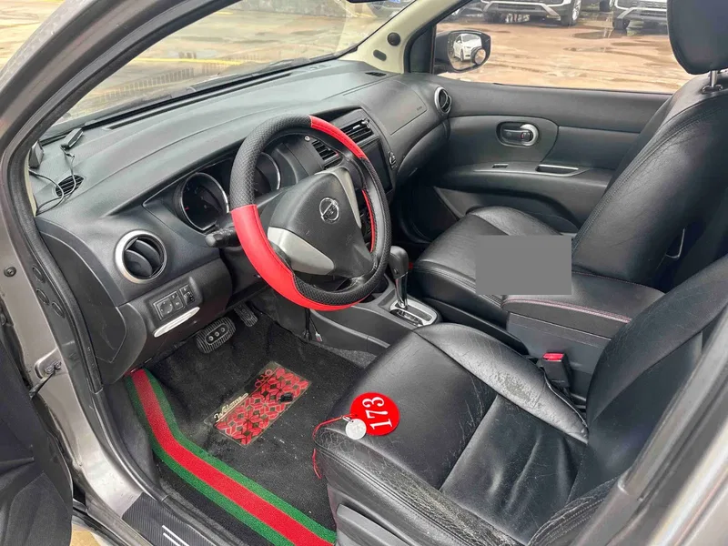 Nissan Li Wei 2013 Jin Rui 1.6XV CVT Deluxe Edition — photograph 4