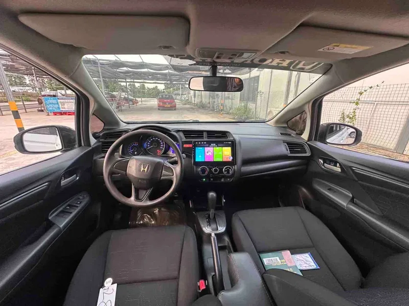 Honda Fit 2016 1.5L LXS CVT Comfort Sunroof Edition — photograph 6