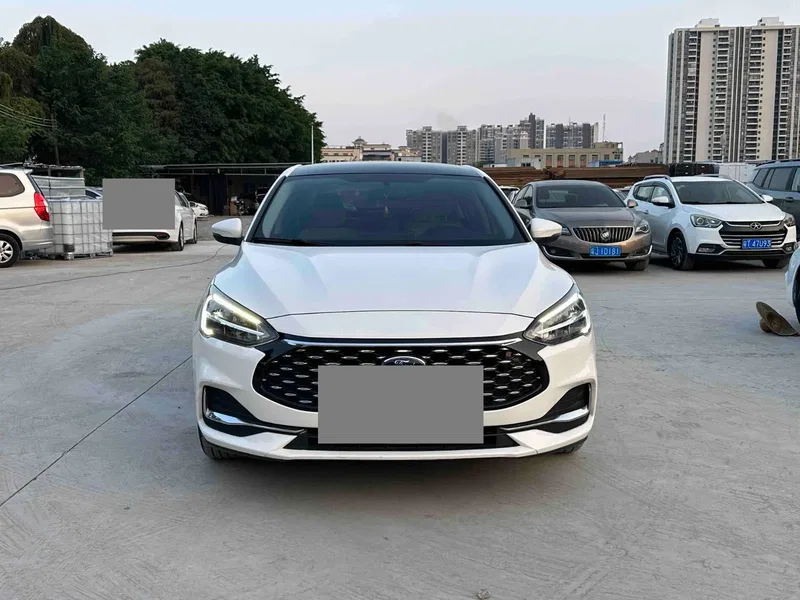 Ford Fox 2021 sedan EcoBoost 180 automatic front tide — photograph 2