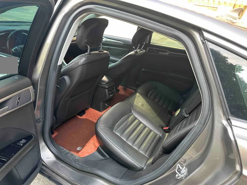 Ford Mondeo 2013 2.0L GTDi200 Luxury Model — photograph 5