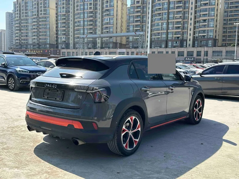 Lynk & Co 02 2019 1.5T DCT Two-Drive Pro Edition — photograph 9