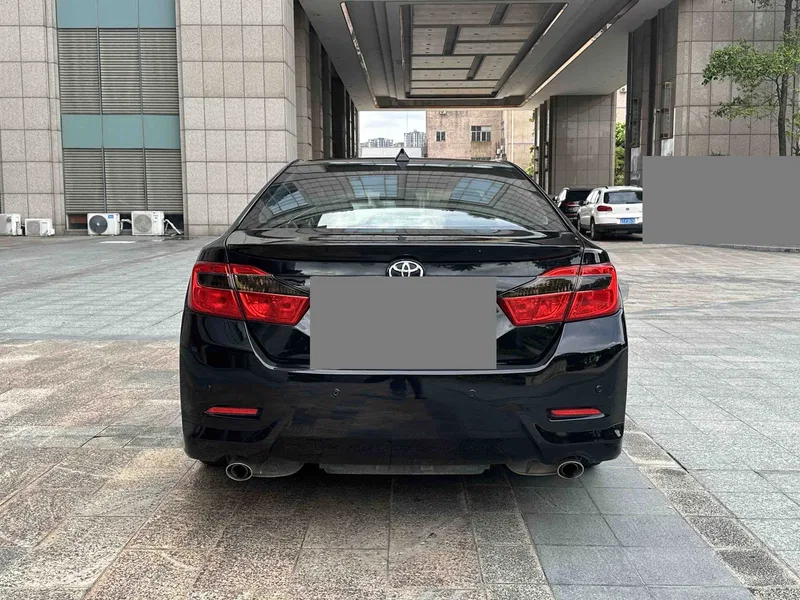 Toyota Camry 2012 Junrui 2.0S Yao Dynamic Edition — photograph 8