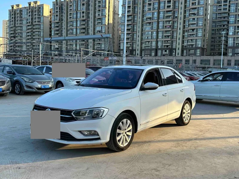Volkswagen Bora 2017 1.6L Auto Comfort Model — photograph 1