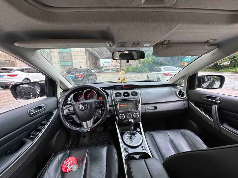 Mazda CX-7 2014 2.5L 2WD Deluxe Edition — photograph 6