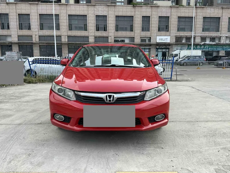 Honda Civic 2012 1.8L Auto Comfort Edition — photograph 2