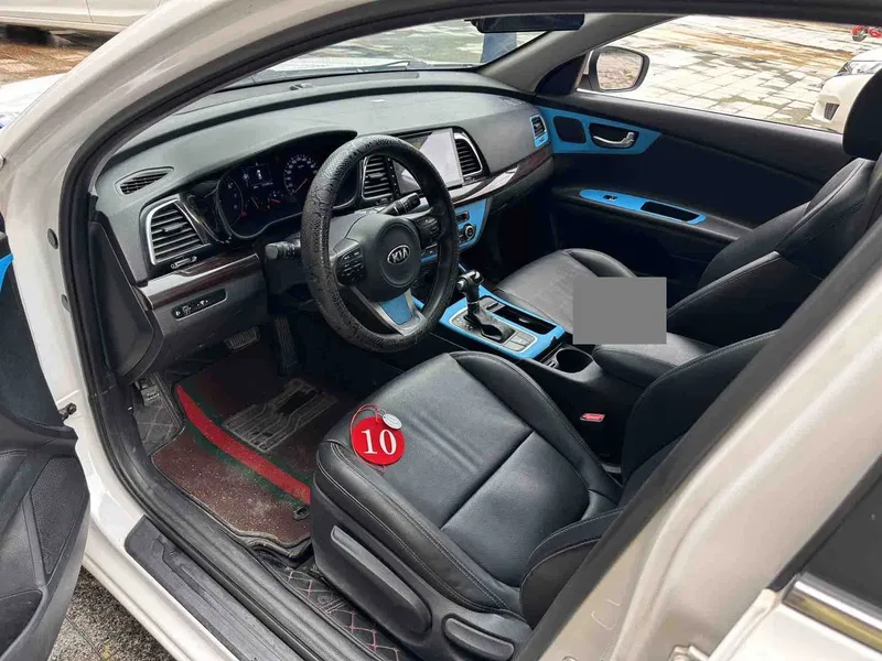 Kia K4 2014 1.8L Automatic GLS — photograph 5