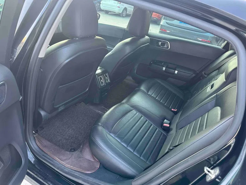 Citroen C6 2017 model changed to 380THP luxury model — photograph 5