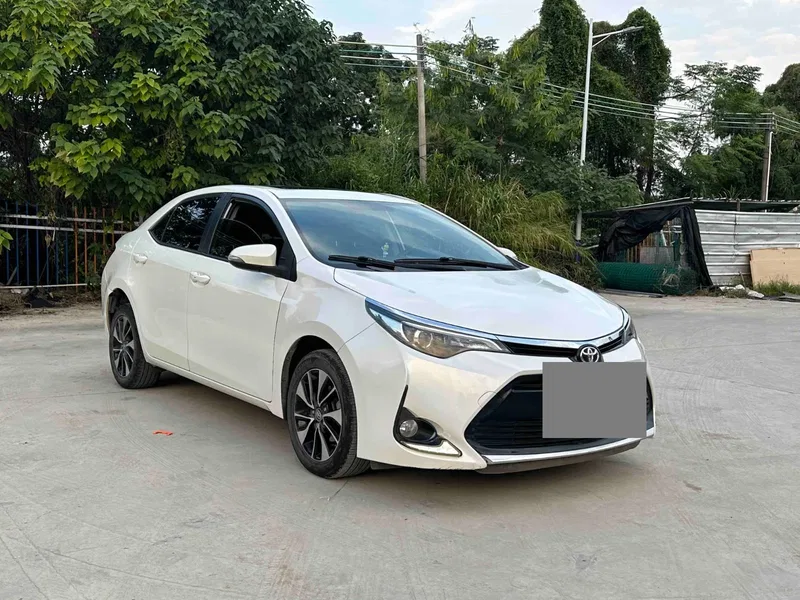 Toyota Lei Ling 2018 185T CVT Premium Edition — photograph 3