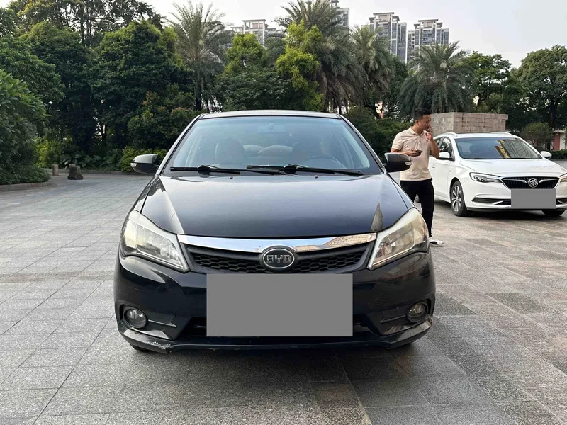 BYD L3 2012 1.5L Manual Honor Type — photograph 2