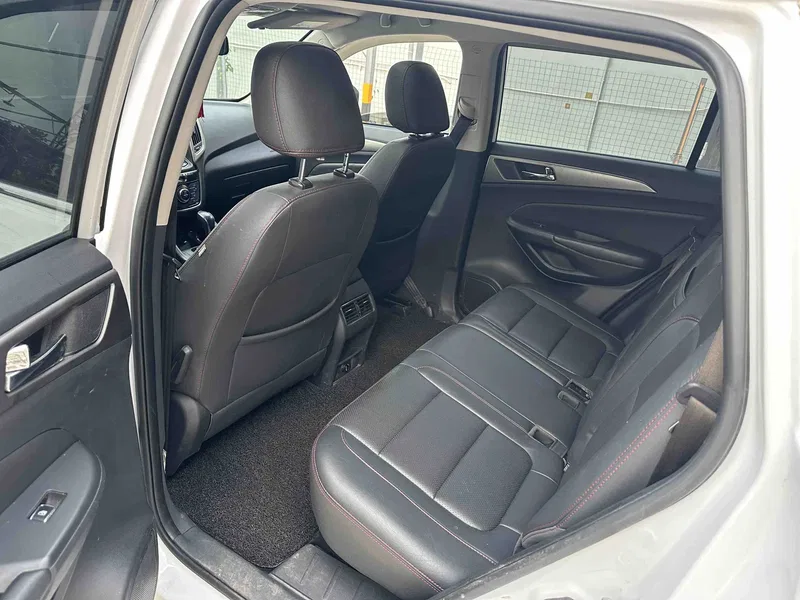 Changan CS75 2016 1.8T Automatic Honor Model — photograph 5