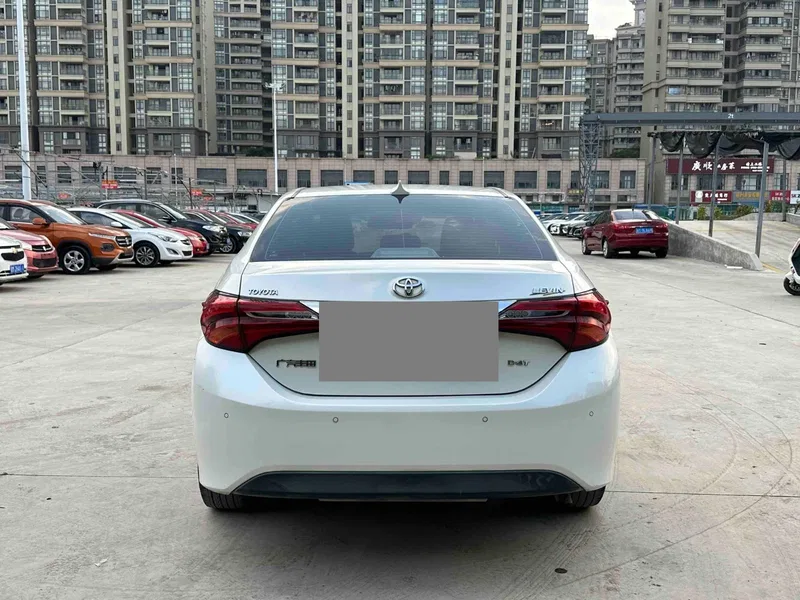 Toyota Lei Ling 2018 185T CVT Premium Edition — photograph 8