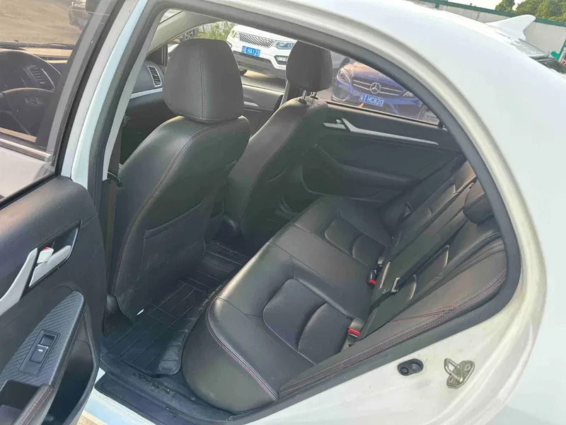 Geely Vision 2016 1.5L Manual Happiness Edition — photograph 5