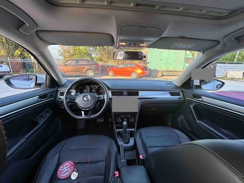 Volkswagen Bora 2017 1.6L Auto Comfort Model — photograph 6