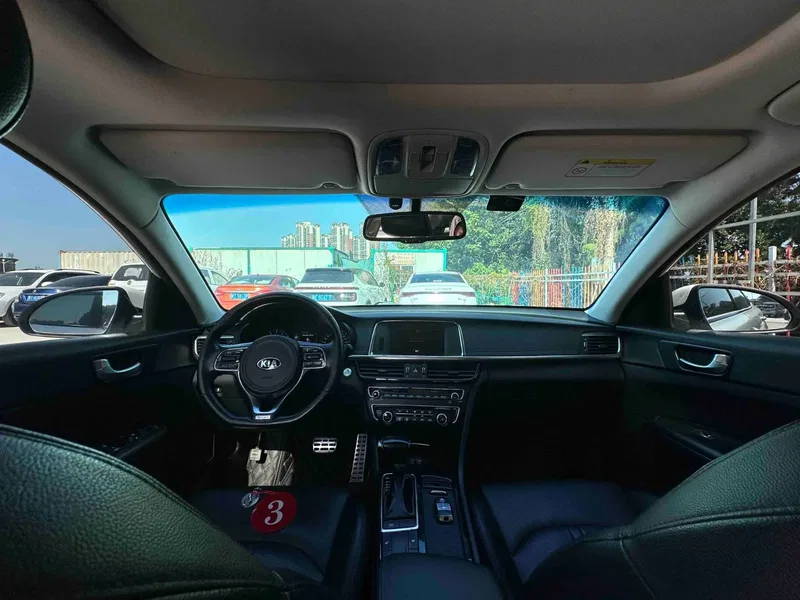 Kia K5 2016 1.6T automatic LUX — photograph 6