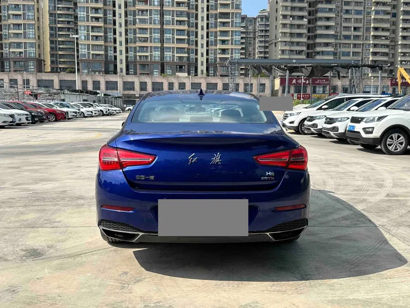 Hongqi H5 2019 30TD Smart Edition — photograph 8