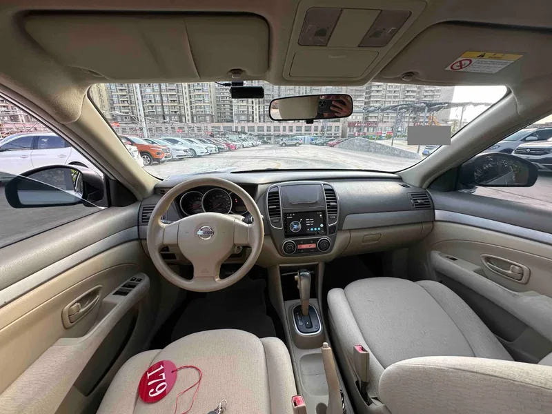 Nissan Xuanyi 2012 Classic 1.6XE Auto Comfort Edition — photograph 6
