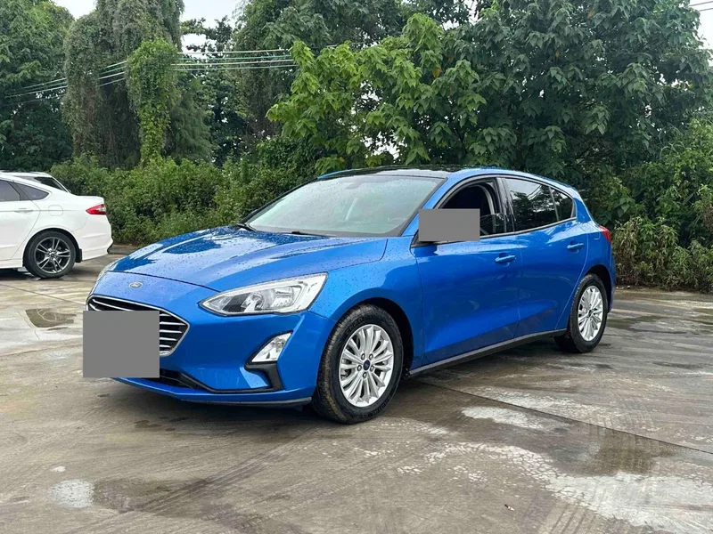 Ford Focus 2019 hatchback EcoBoost 180 automatic front tide — photograph 1