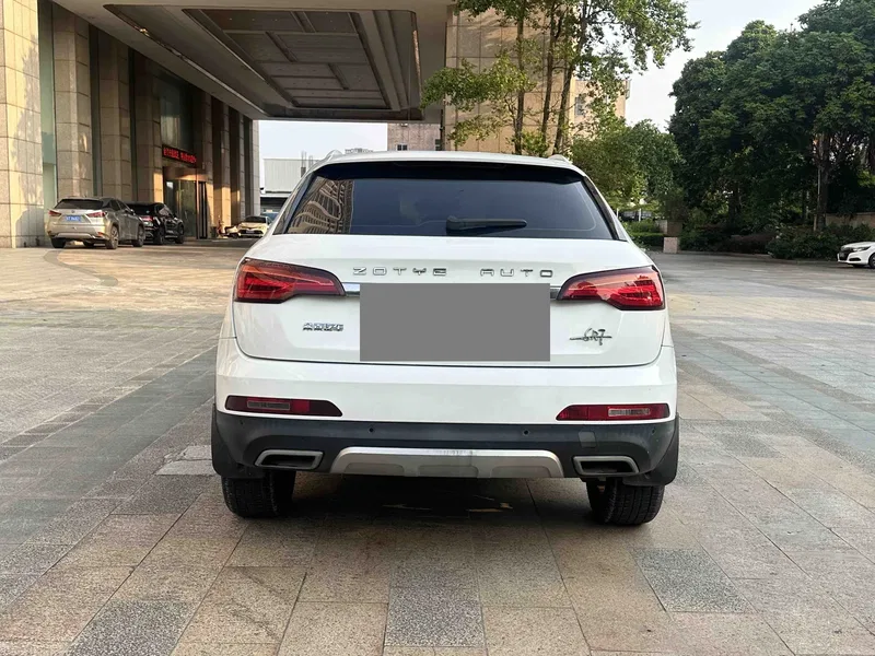 Zotye SR7 2017 1.5T Manual Rubik's Cube Road Edition — photograph 8
