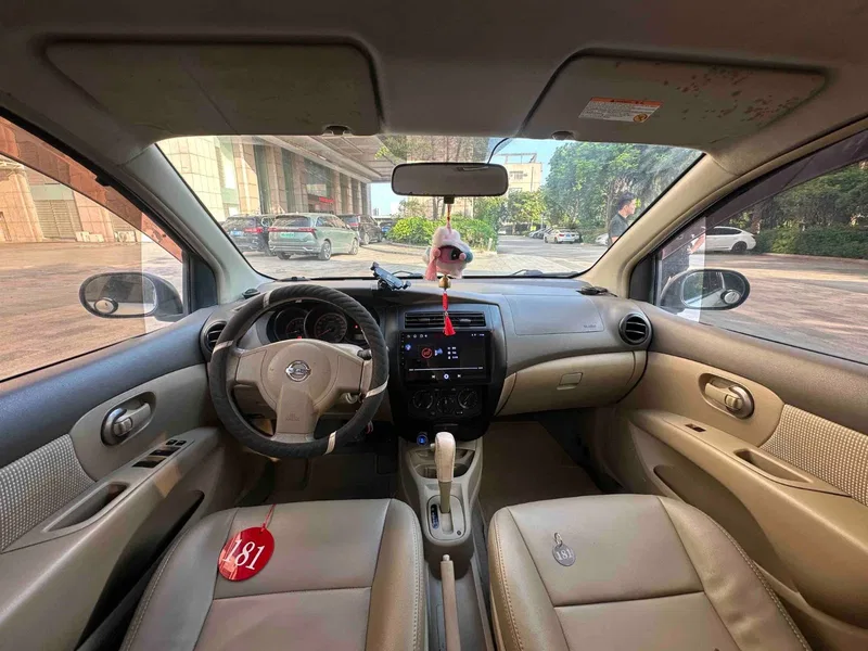 Nissan Li Wei 2009 1.6L Automatic All-round — photograph 6