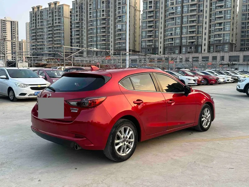Mazda Mazda 3 Oncorsela 2019 Cloud-controlled Hatchback 1.5L Auto Comfort Model — photograph 9