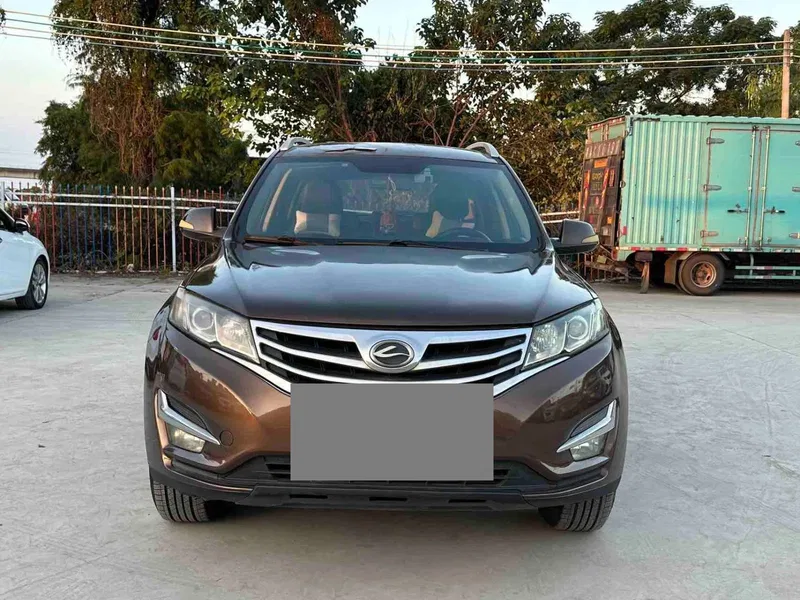 Landwind X5 2015 1.5T CVT Creative Edition Manual Gear — photograph 2