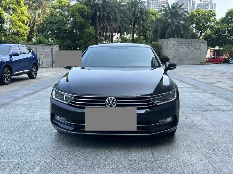 Volkswagen Magotan 2018 280TSI DSG Comfort — photograph 1