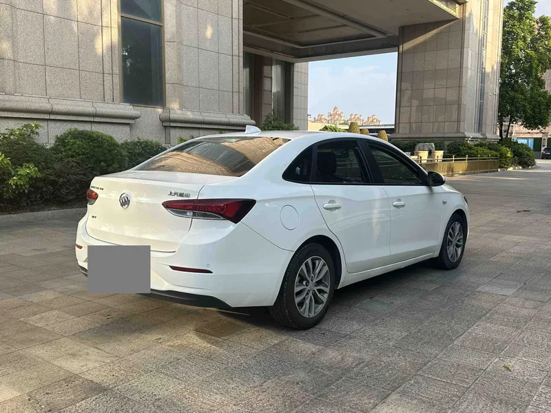 Buick Yinglang 2018 18T Automatic Elite — photograph 8