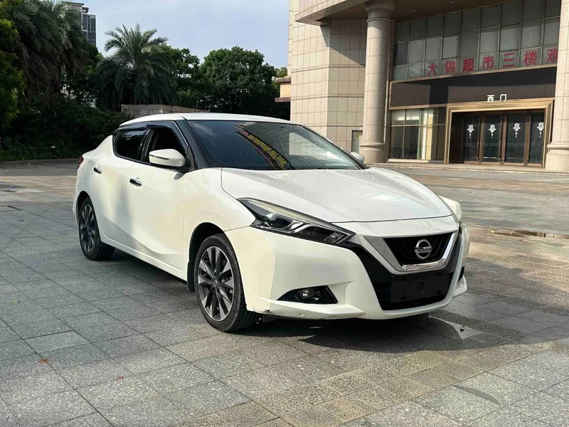Nissan Bluebird 2016 1.6L CVT Zhiku Edition — photograph 2