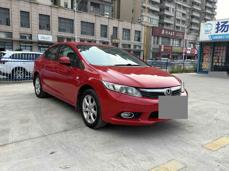 Honda Civic 2012 1.8L Auto Comfort Edition — photograph 3