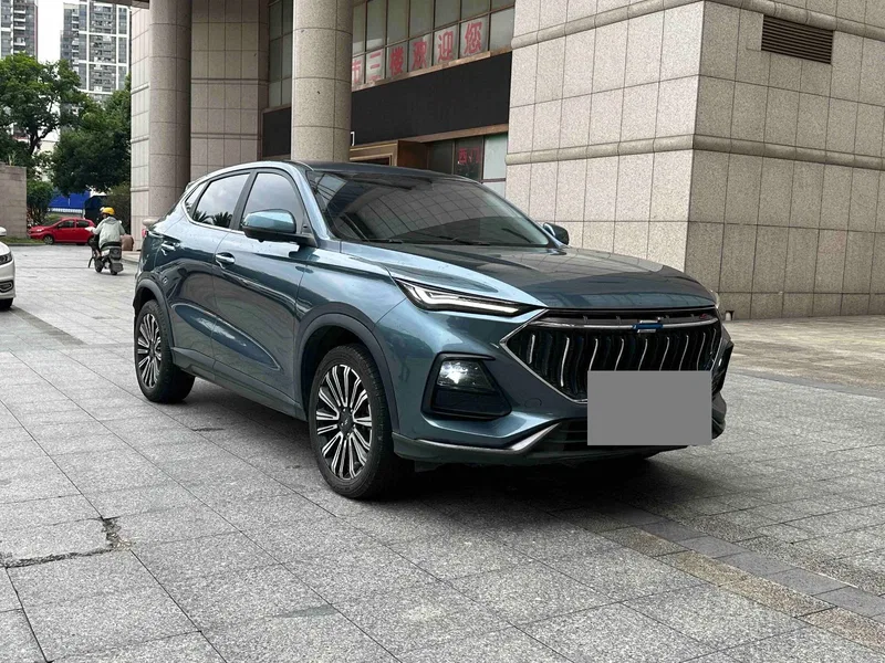 Changan Auchan X5 2022 1.5T DCT Tiger Roaring Limited Edition — photograph 3