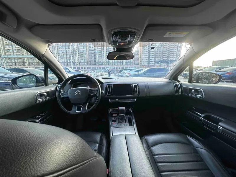 Citroen C6 2017 model changed to 380THP luxury model — photograph 6