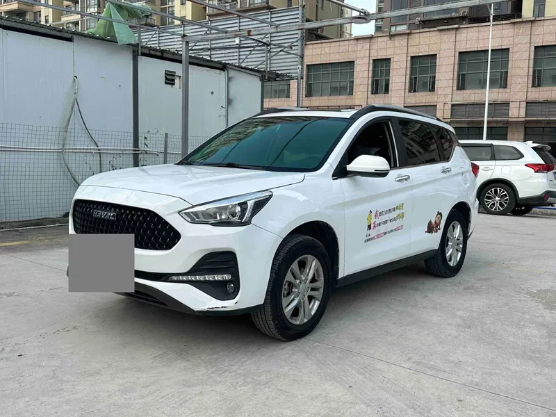 Haval M6 2019 1.5T DCT Two-Drive Elite — photograph 1