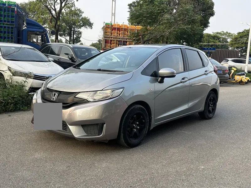 Honda Fit 2016 1.5L LX CVT Comfort Model — photograph 3