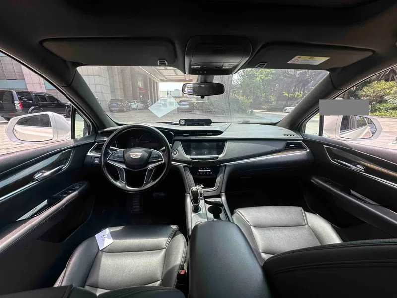 Cadillac XT5 2018 25T Luxury Model — photograph 5