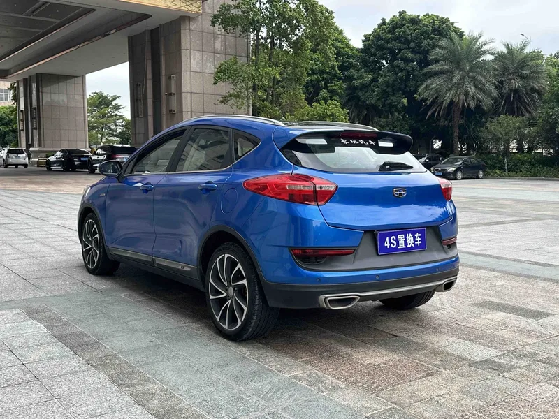 Geely Emgrand GS 2016 Sports Edition 1.3T Automatic Collar — photograph 6