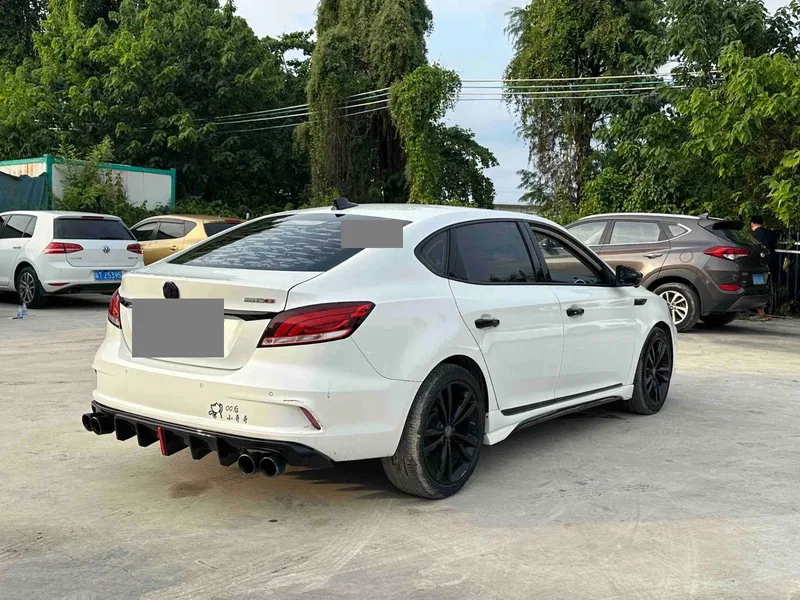 MG MG6 2019 20T Automatic Trophy Competitive Edition Sports Tail Row Racing Suit — photograph 9