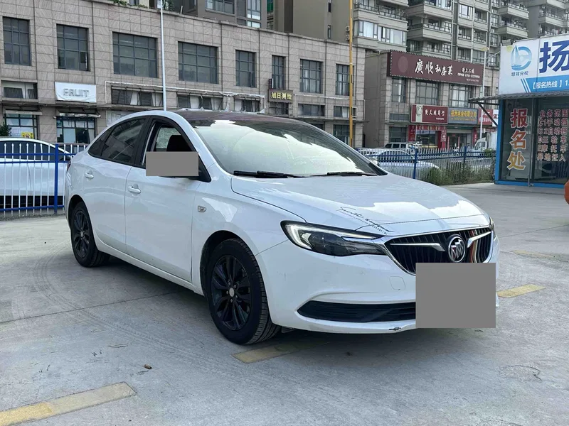 Buick Excelle 2018 18T Automatic Elite Edition — photograph 3