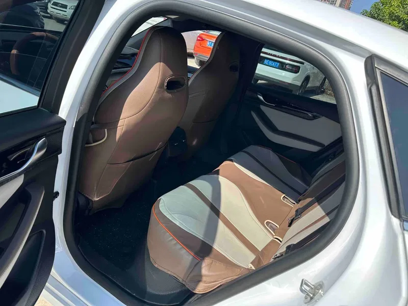 BYD 2024 Qin PLUS Honor Edition DM-i 55km Leading Model — photograph 5