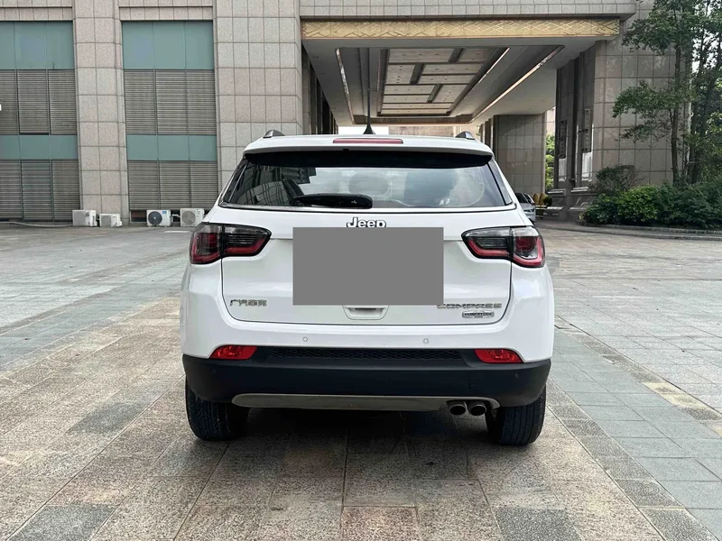 Jeep Guide 2019 220T Auto Home Edition — photograph 8