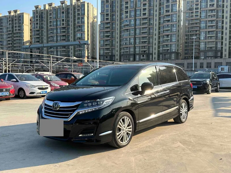 Honda Elysion 2016 2.4L Supreme Edition — photograph 1