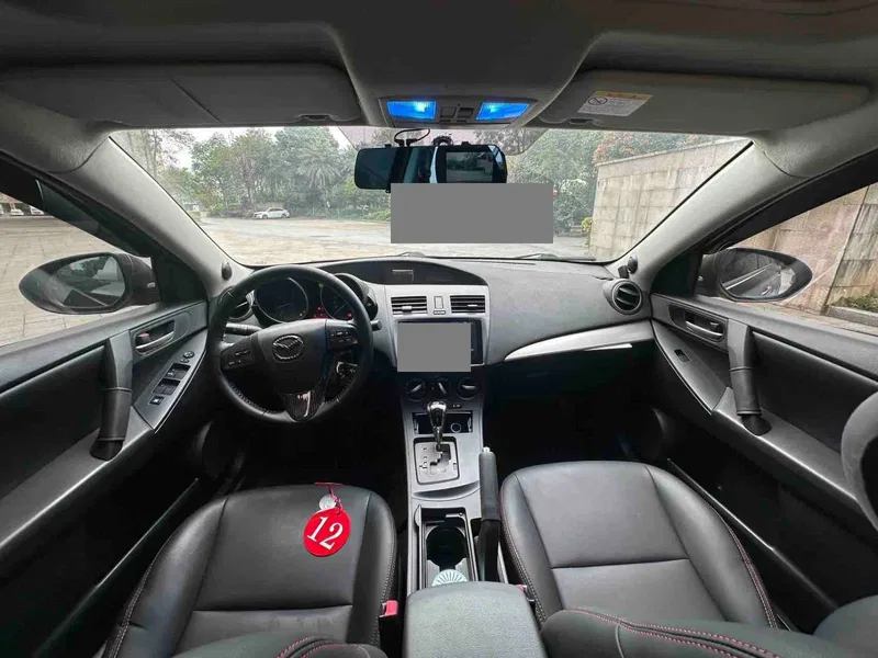 Mazda Xingcheng 2013 3-compartment 1.6L Auto Elite — photograph 5